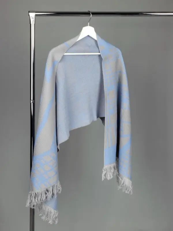 Палантин с бахромой на заказ Rinn Fint, полушерсть