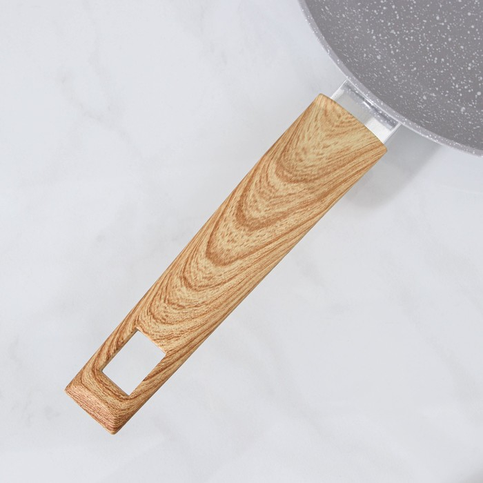 Сковорода кованая Magistro Natural, d=24 см, ручка soft-touch, индукция, антипригарное покрытие, цвет серый Сковорода кованая Magistro Natural, d=24 см, ручка soft-touch, индукция, антипригарное покрытие, цвет серый