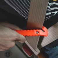 Аварийный молоток с ножом для ремня на подставке, 6.5&times;17.5 см