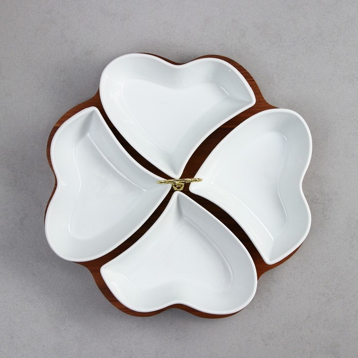 Менажница «Сердце», 4 шт: 300 мл, деревянное основание, фарфор, Иран Менажница «Сердце», 4 шт: 300 мл, деревянное основание, фарфор, Иран