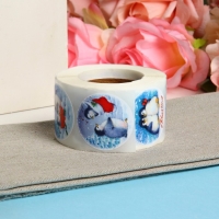 Новый год. Наклейки в рулоне "Пингвины", 500 шт, 3,8 х 3,8 см Новый год. Наклейки в рулоне "Пингвины", 500 шт, 3,8 х 3,8 см