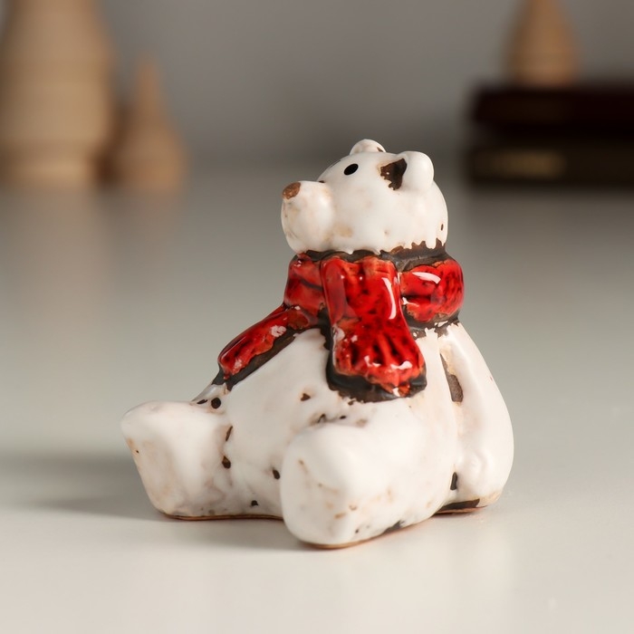 Сувенир керамика Сувенир керамика "Белый мишка в красном шарфике" 4,5х4,5х5 см