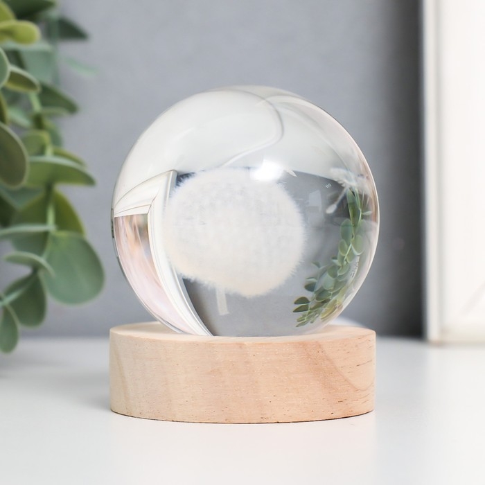 Сувенир стекло подсветка Сувенир стекло подсветка "Одуванчик" d=6 см подставка дерево, USB 6,5х6,5х7,5 см