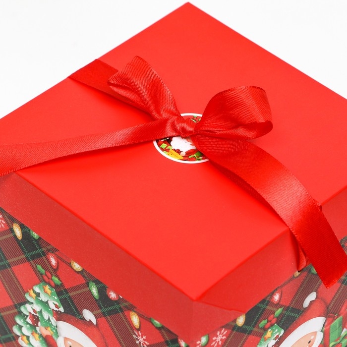 Новый год. Коробка Самосборная &laquo;Дедушка мороз&raquo; 15 х 15 х 15 см