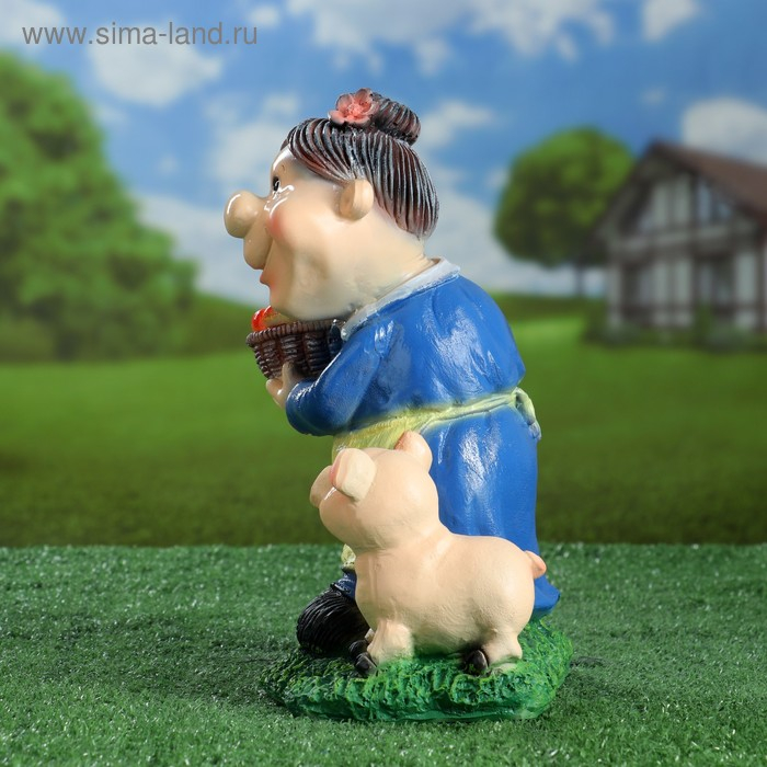 Садовая фигура Садовая фигура "Бабка с поросенком" синий, 30х21см