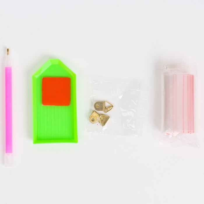 Алмазная мозаика с полным заполнением на холсте «Герб», 30 х 40 см Алмазная мозаика с полным заполнением на холсте «Герб», 30 х 40 см