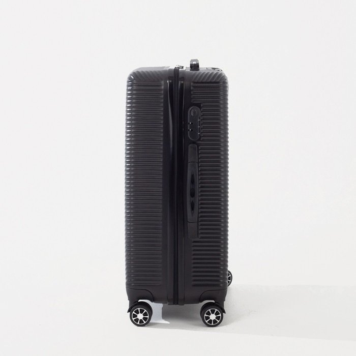 Чемодан средний 60 л (M), &laquo;Фабрика КАРТЕКС&raquo;, отдел на молнии, кодовый замок, 4 колеса, цвет чёрный