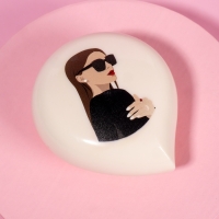 Расчёска массажная, 6,8 × 9 см, PVC коробка, рисунок МИКС Расчёска массажная, 6,8 × 9 см, PVC коробка, рисунок МИКС