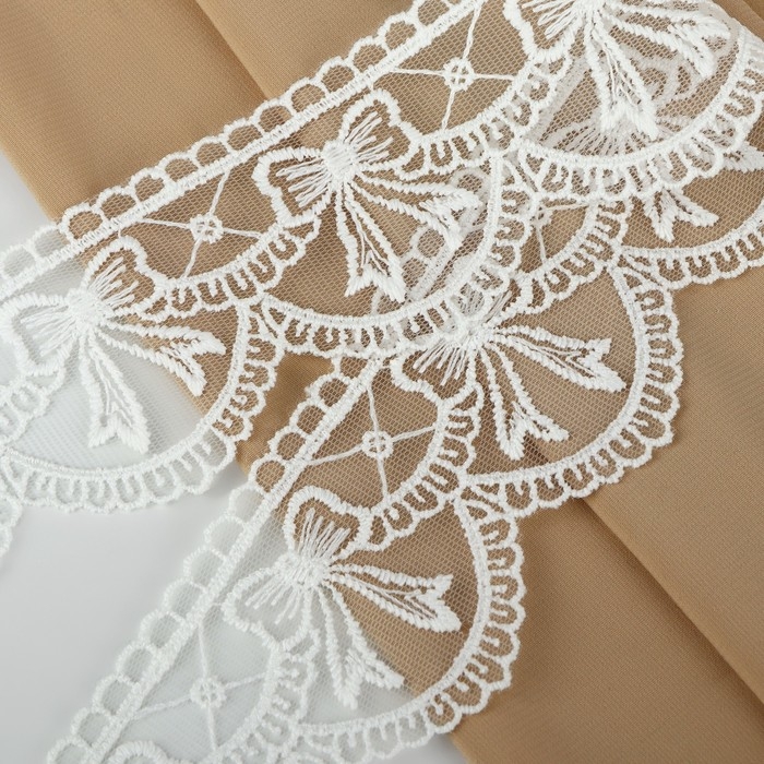 Кружево на сетке, 60 мм &times; 11 &plusmn; 1 м, цвет белый