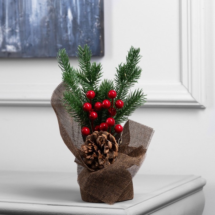 Фигура светодиодная «Елочка и ягоды» 25 x19 x7 см, 10 LED, батарейки AG13x3 (в комплекте), свечение тёплое белое Фигура светодиодная «Елочка и ягоды» 25 x19 x7 см, 10 LED, батарейки AG13x3 (в комплекте), свечение тёплое белое