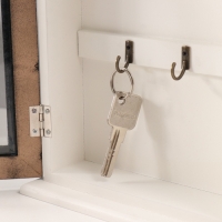 Ключница дерево "Крыша дома с сердечками" чёрная с белым 5,8х19х25,6 см