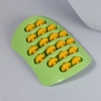 Массажёр для ног, с шипами, 26 × 18 × 5 см, цвет зелёный/оранжевый Массажёр для ног, с шипами, 26 × 18 × 5 см, цвет зелёный/оранжевый