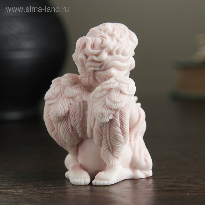 Сувенир Сувенир "Ангел с розами сидящий" 6,2см