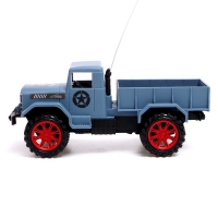 Грузовик радиоуправляемый &laquo;Военный&raquo;, работает от батареек, цвет синий
