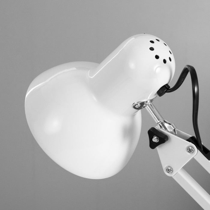 Настольная лампа Настольная лампа "Уникум" Е27 15Вт белый 14,5х15х57 см