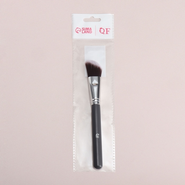 Кисть для макияжа &laquo;Brush GRAPHITE&raquo;, 17,5 (&plusmn; 1) см, цвет тёмно-серый/серебристый