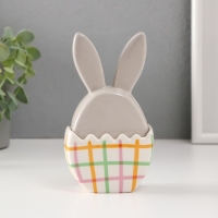 Шкатулка керамика "Зайка в яйце в клеточку, с цветком" серо-жёлтый 8х5,4х14,2 см Шкатулка керамика "Зайка в яйце в клеточку, с цветком" серо-жёлтый 8х5,4х14,2 см