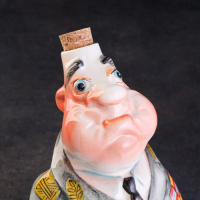 Набор фарфоровый: штоф &laquo;Генерал&raquo;, 0.5 л + 3 рюмки, гильза