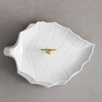 Этажерка «Листик», двухъярусная, большая, фарфор, Иран Этажерка «Листик», двухъярусная, большая, фарфор, Иран