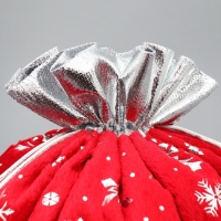 Мешочек подарочный плюш &laquo;Снег и солнце&raquo;, снежинки, тиснение, 30 х 40 см +/- 1.5 см, Новый год