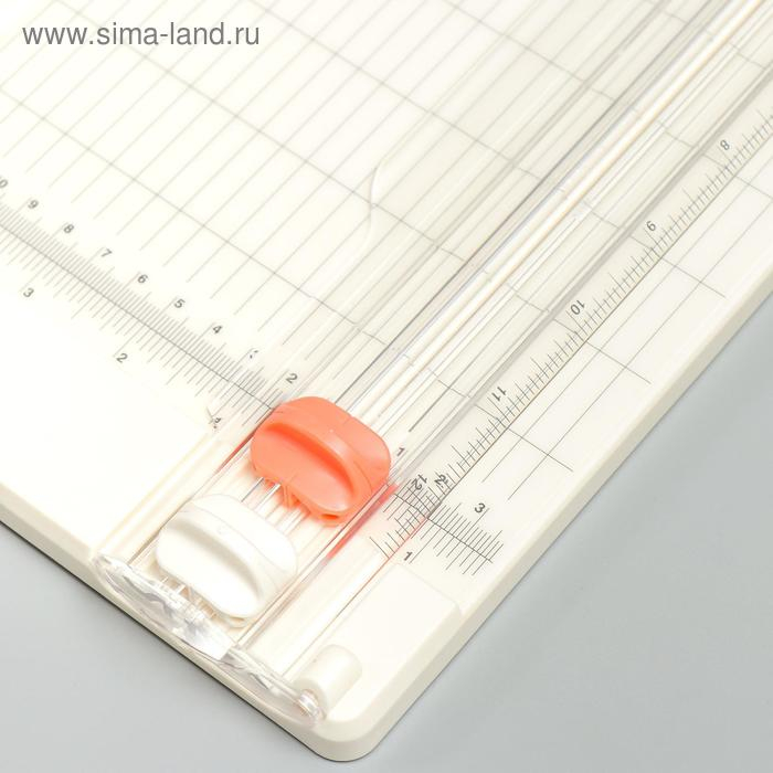 Резак для бумаги Резак для бумаги "Рукоделие" 15,2х30,5см