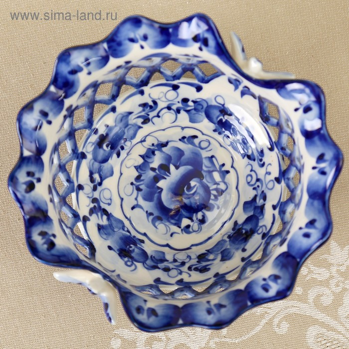 Конфетница «Бабочки», 15×15×8 см, ажурная, гжель Конфетница «Бабочки», 15×15×8 см, ажурная, гжель