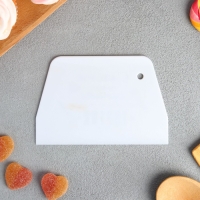 Кондитерский шпатель пластик &laquo;Тортик&raquo;, 10.2 х 0.2 х 15.3 см