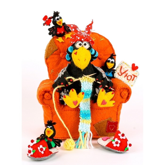 Набор для изготовления текстильной игрушки &laquo;Ворона-Уютница&raquo; высота &mdash; 17 см