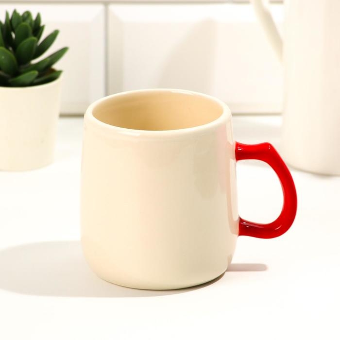 Кружка керамическая с крышкой и ложкой «Слушай сердце», 450 мл, цвет бежевый Кружка керамическая с крышкой и ложкой «Слушай сердце», 450 мл, цвет бежевый