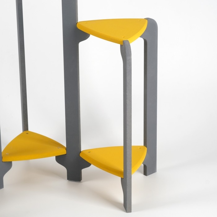 Стойка-полка для цветов треугольная Флора (3 места) Серо-желтая