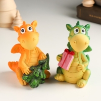 Копилка полистоун "Дракон Добряк с подарком" МИКС 8х6,5х10 см Копилка полистоун "Дракон Добряк с подарком" МИКС 8х6,5х10 см