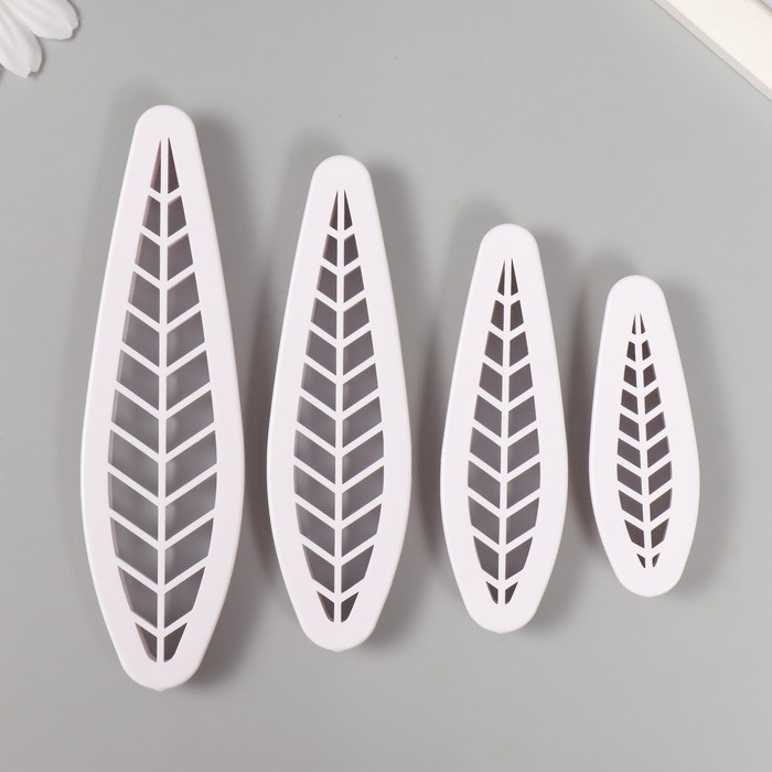 Каттеры для полимерной глины Каттеры для полимерной глины "Листочки" набор 4 шт 6х1,2 см 8х1,6 см 10х2,1 см 12х2,5 см