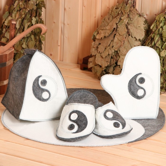 Набор подарочный 4 предмета Женский Набор подарочный 4 предмета Женский "Инь-Янь" (шапка, коврик, рукавичка, тапочки )