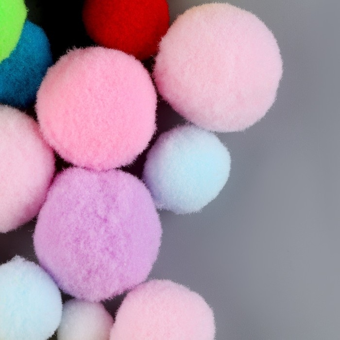 Набор текстильных деталей для декора «Помпоны», 400 шт., размер: от 8 до 30 мм Набор текстильных деталей для декора «Помпоны», 400 шт., размер: от 8 до 30 мм