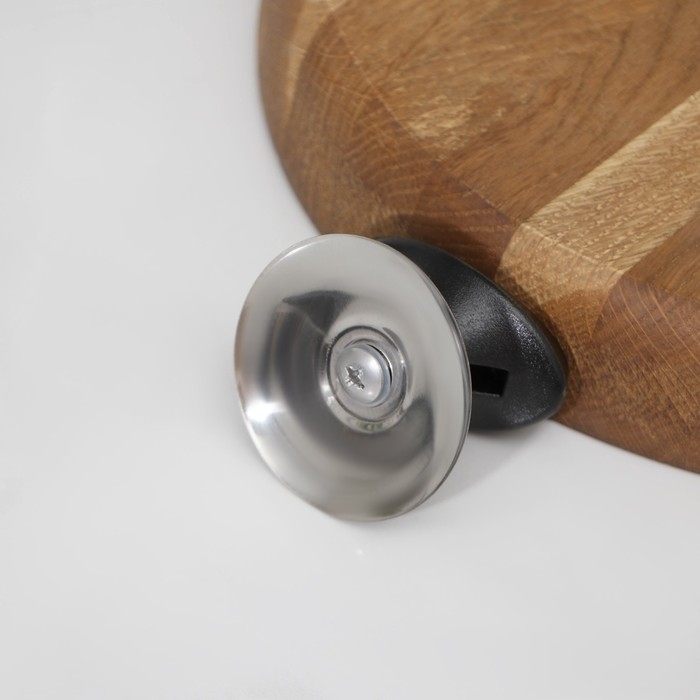 Ручка для крышки на посуду Доляна &laquo;Помощник&raquo;, d=6 см, цвет чёрный