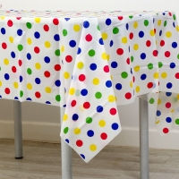 Скатерть &laquo;Конфетти&raquo;, 137х274 см.
