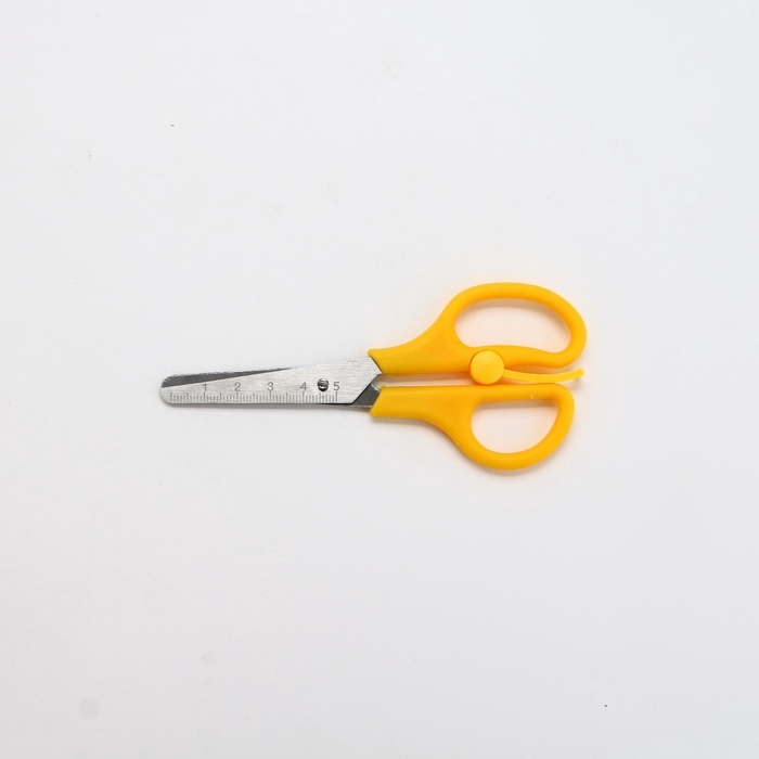 Ножницы детские 13 см, безопасные, с фиксатором «Учись на 5+» Ножницы детские 13 см, безопасные, с фиксатором «Учись на 5+»