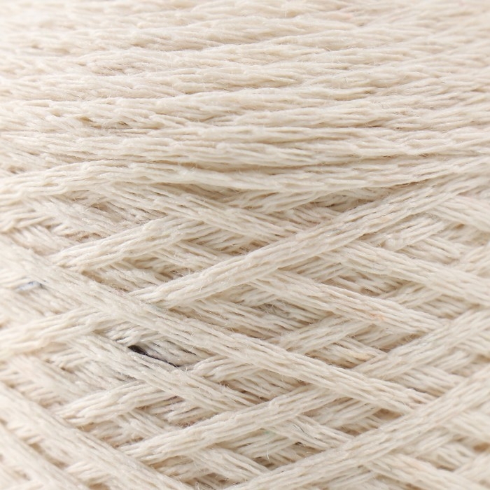 Шнур для вязания без сердечника 70% хлопок, 30% полиэстер 1мм 200м/60&plusmn;10гр (02-молочный)