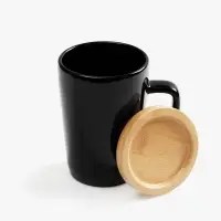 Кружка Vierra с крышкой-костером, черная Кружка Vierra с крышкой-костером, черная