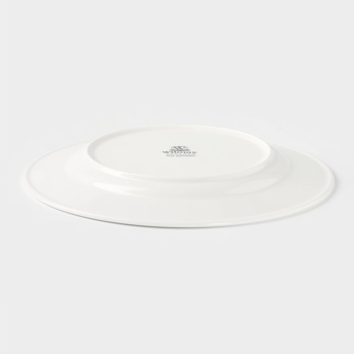 Тарелка фарфоровая обеденная Wilmax Stella Pro, d=25,5 см, цвет белый Тарелка фарфоровая обеденная Wilmax Stella Pro, d=25,5 см, цвет белый