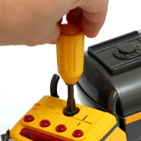 Конструктор винтовой &laquo;Бензоцистерна&raquo;, свет, звук, инерция, 75 деталей