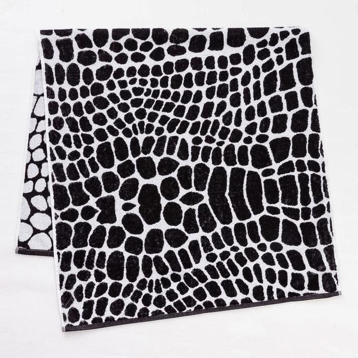 Полотенце махровое Этель ЧБ «Змея», пестроткань, 70х130 см Полотенце махровое Этель ЧБ «Змея», пестроткань, 70х130 см