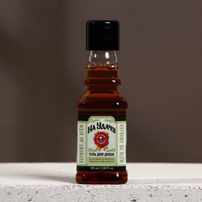 Подарочный набор косметики &laquo;На удачу&raquo;, гель для душа во флаконе виски 100 мл и стопка, Новый Год