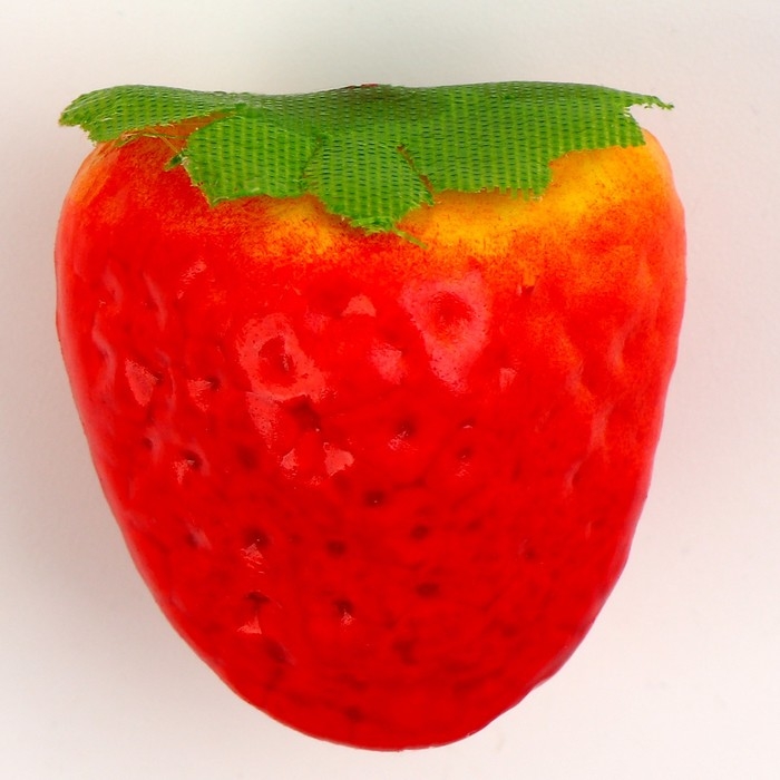 Декор &laquo;Клубника&raquo;, набор 50 шт., размер 4,2&times;2,5 см