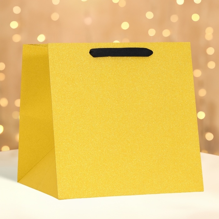 Пакет подарочный новогодний под торт, 30 х 30 х 30 см. Пакет подарочный новогодний под торт, 30 х 30 х 30 см.