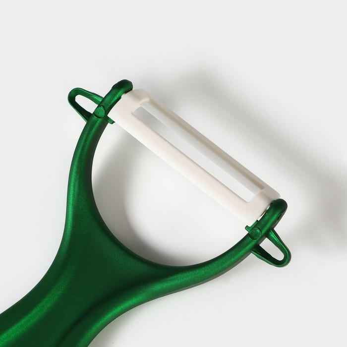 Набор кухонный на подставке &laquo;Изгиб&raquo;, 5 предметов: 4 ножа, 7,5 см, 10 см, 13 см, 15 см, овощечистка, цвет зелёный