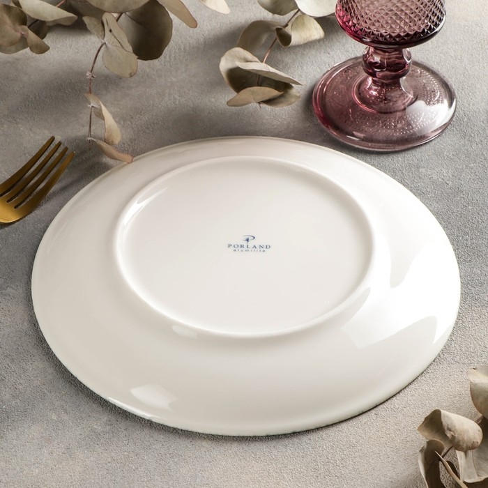 Тарелка десертная Iris Blue, d=21 см Тарелка десертная Iris Blue, d=21 см