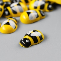 Декор для творчества дерево "Жёлтая пчёлка" набор 30 шт 0,9х1,3 см