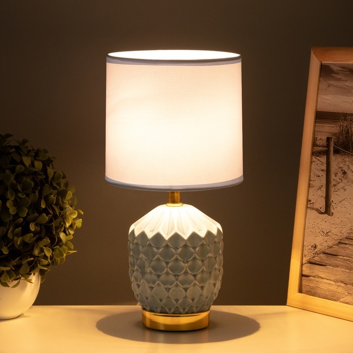 Лампа настольная "Бернарда" 1х40Вт Е14 голубой 15х15х30см