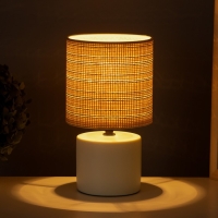 Лампа настольная "Хавьер" 1х40Вт Е14 белый 13х13х23см Лампа настольная "Хавьер" 1х40Вт Е14 белый 13х13х23см